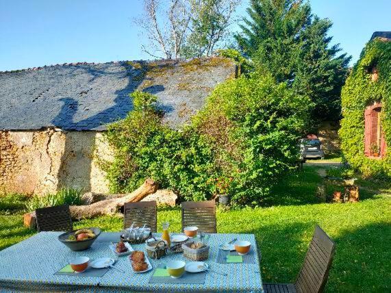 Bed and Breakfast La Ferme Des Douceurs à Cervon Extérieur photo